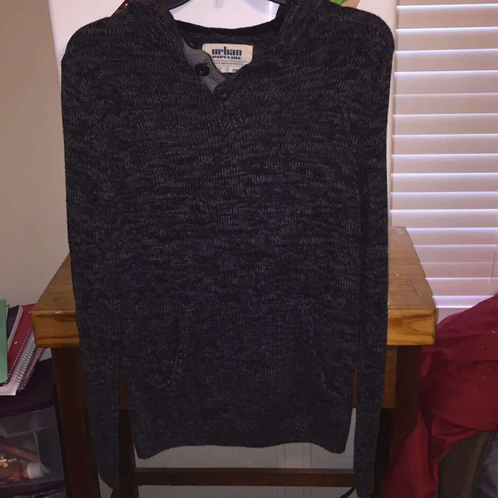 Knitted grey hoodie